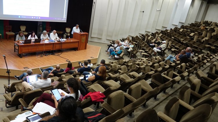 Одобриха проекторамката за благоустрояване на междублоковите пространства във Варна