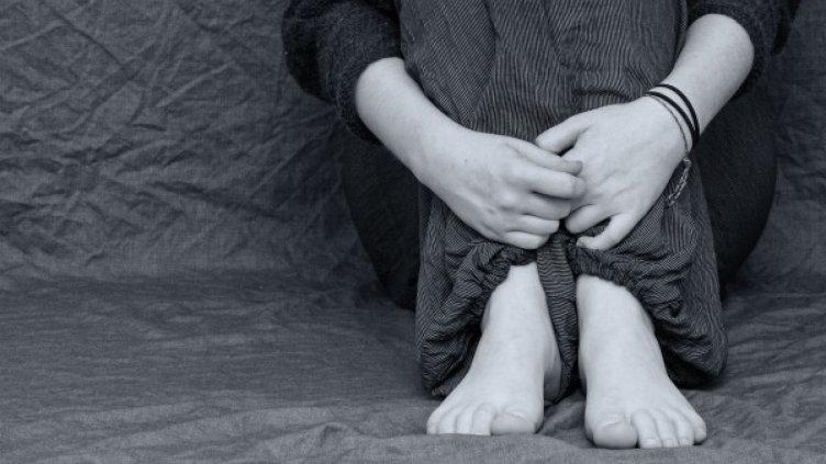 Момче 4-и клас заплашва момиче, че ще я изнасили!?