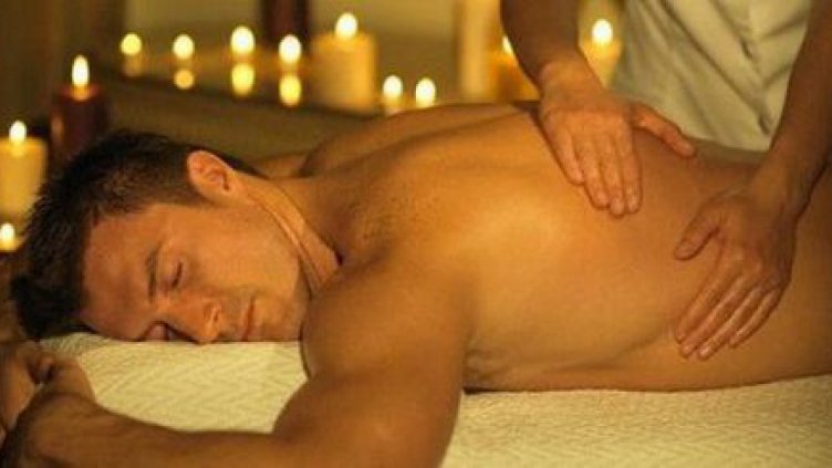 Ученички в бизнеса "масаж с освобождаване"