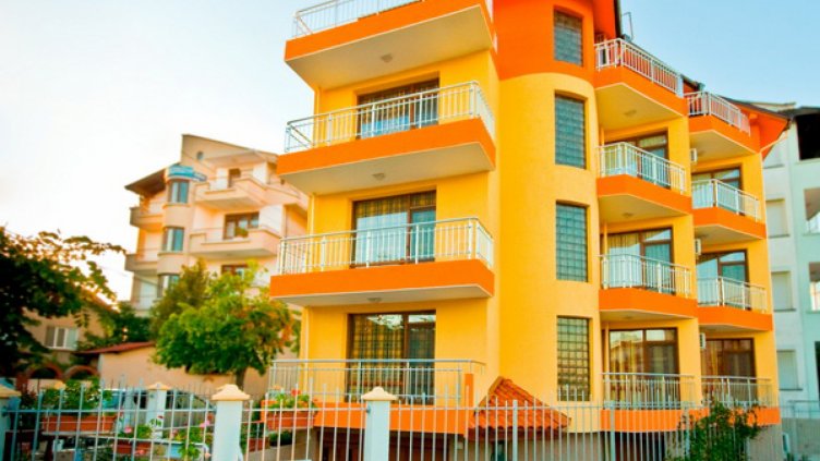 Новото жилищно строителство пак се ускорява рязко през 2017 г.