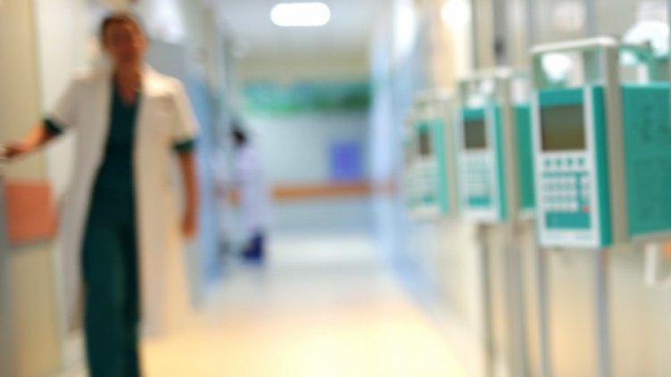 След драмата в Скравена: Новородено с опасност за живота