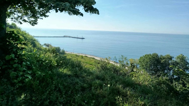 Обявиха каква ще е цената на шезлонг и чадър по варненските плажове