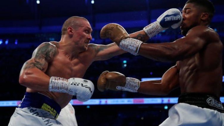 Усик размаза Джошуа насред Лондон, взе титлите му