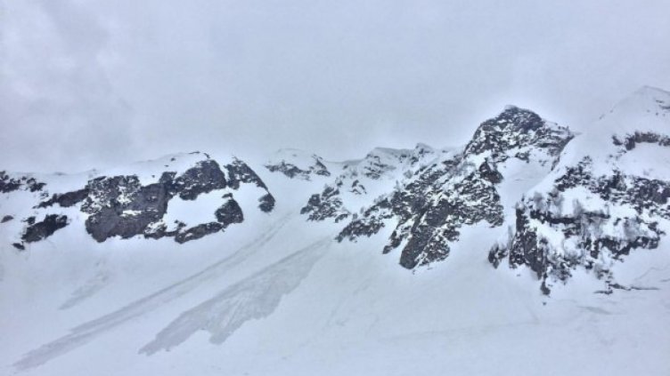 Издирват петима младежи в Пирин