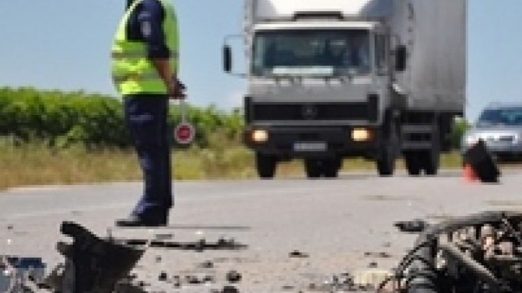 24-годишна жена загина след челна катастрофа с ТИР в Добрич