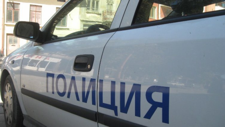19-годишна задигна лаптоп от магазин