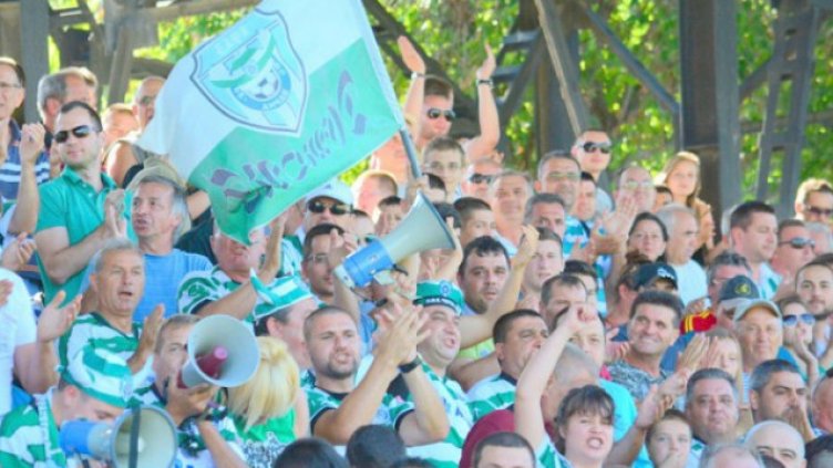 Черно море организира екскурзия до Кърджали, дарява средствата за паметник на Адмирала