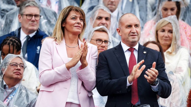 Президентът и съпругата му присъстваха на церемонията по откриване на Олимпийските игри в Париж (СНИМКИ)