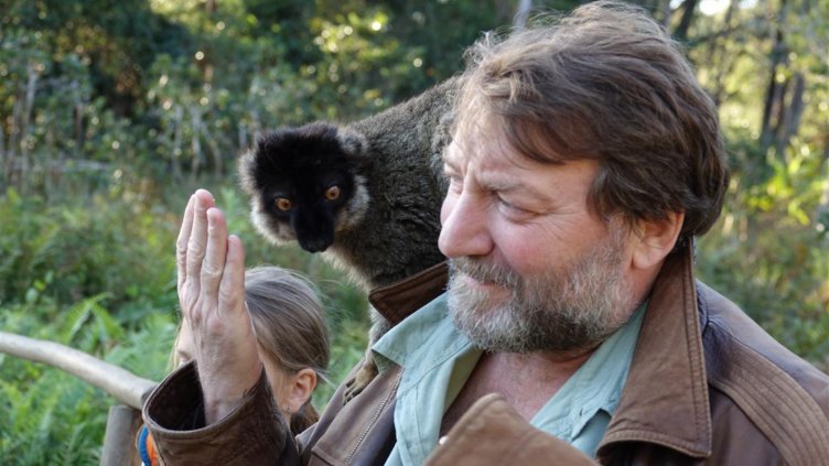 Варненец обиколи всички 196 международно признати държави в света