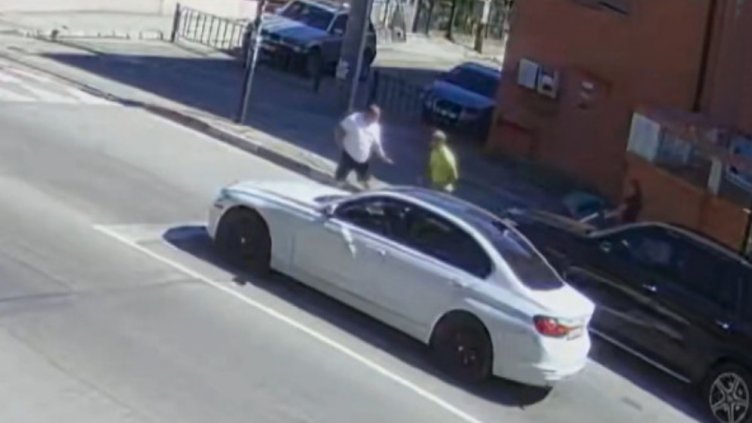 Потрошиха от бой сина на известен бизнесмен