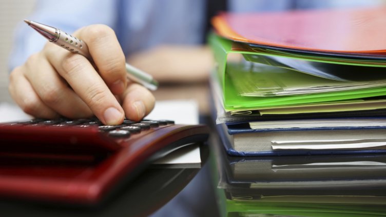 Държавните служители отбелязват професионален празник