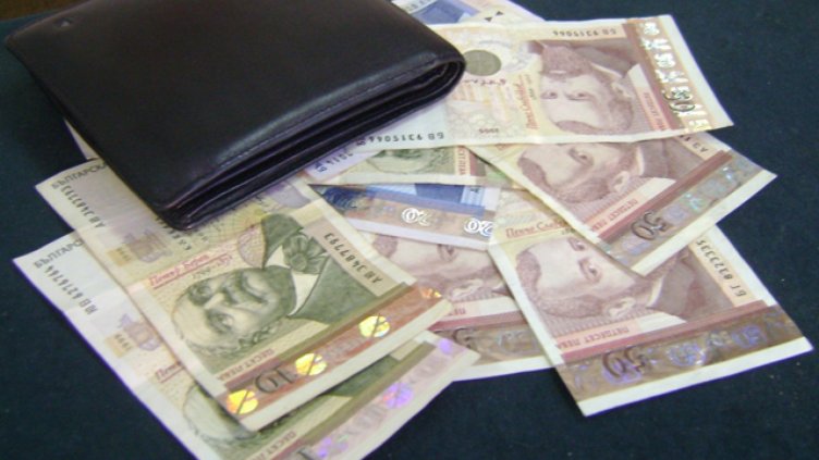 Евростат: Българите харчат най-много за интернет и телефон в ЕС