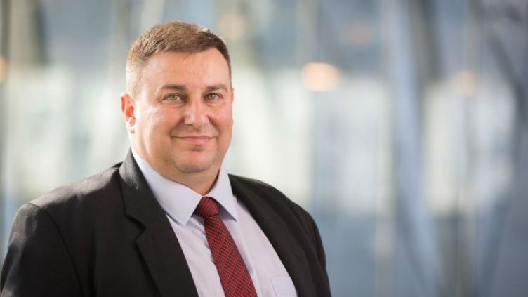 Емил Радев: Целият европарламент е затворен, има и първи смъртен случай сред служителите