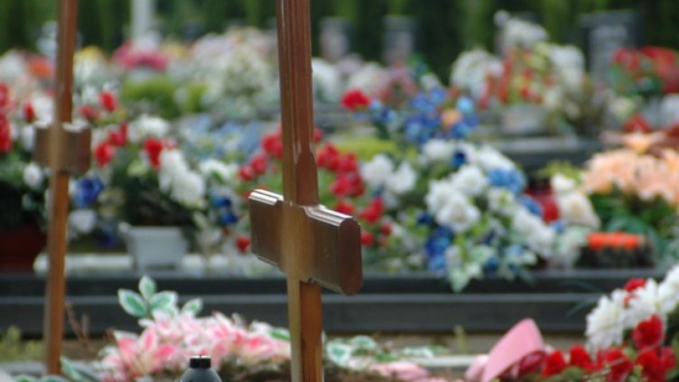 Гробищните места в Тополи свършват до 3 – 4 месеца