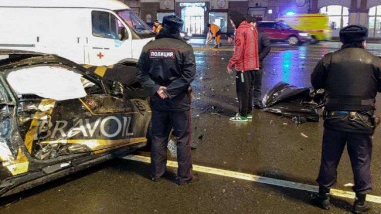 Автомобилен блогър загина при удар с 219 км/ч. Има и друга жертва