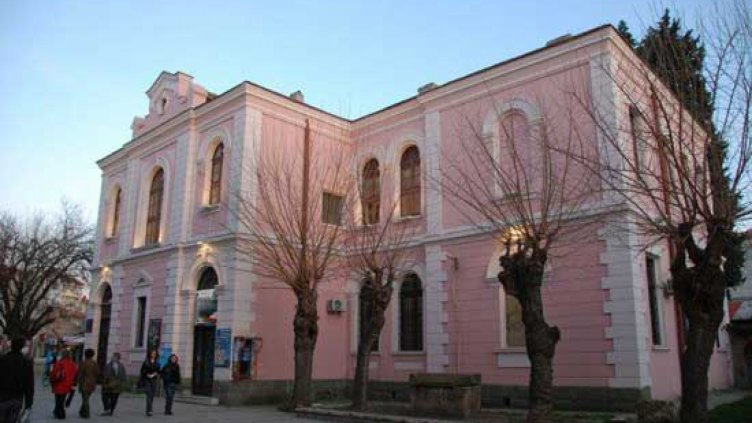 Изложба с древни татуировки показват в Бургас