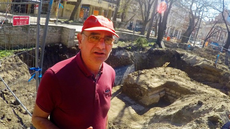 Откриха югозападната порта на античния Одесос край ул. “Цар Симеон”