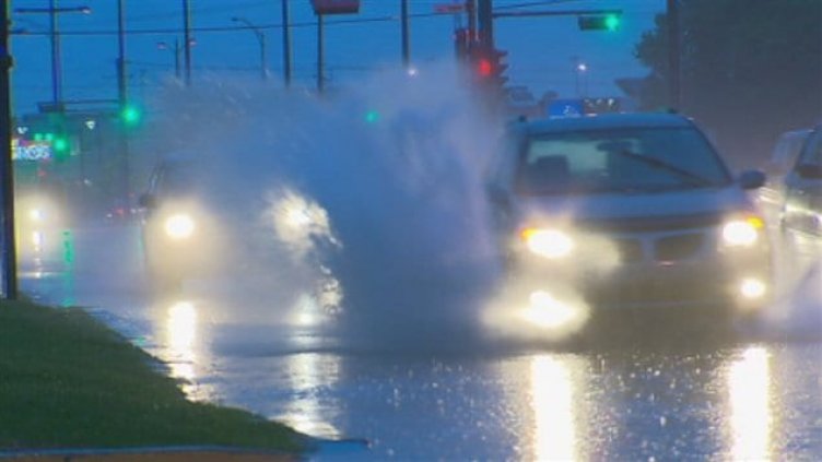 НИМХ със стряскащи данни: До часове може да прелеят Искър, Янтра, Марица