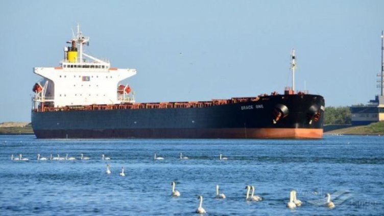 САЩ издаде заповед за задържане на иранския танкер, петрола му и близо $1 млн.