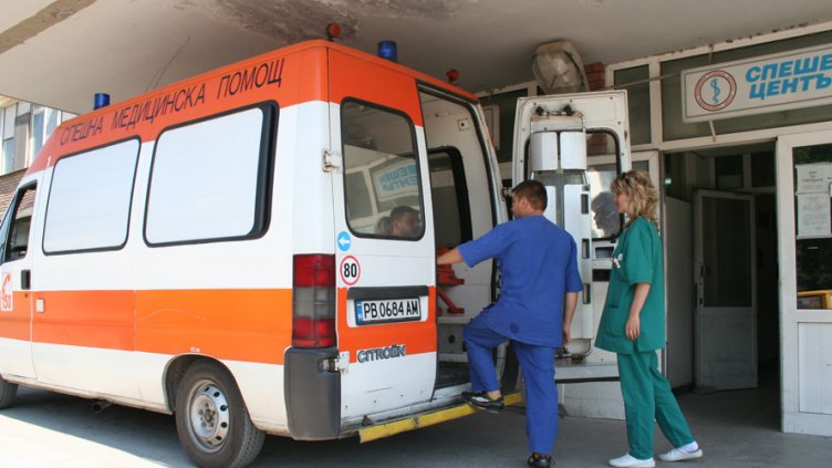 Спешните медици започнаха протести