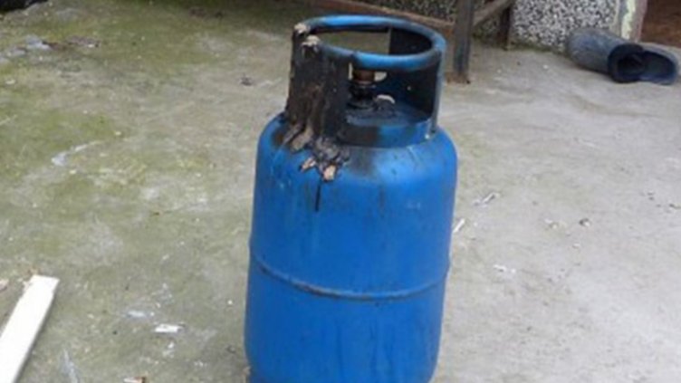 Газова бутилка подпали жилище на ул. „Свобода“ във Варна