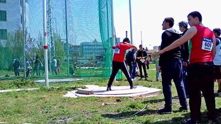 Лекоатлетите от Варна с високи резултати