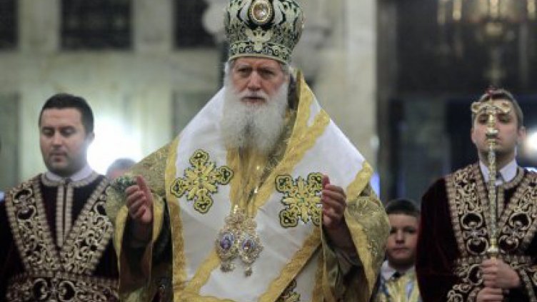 Патриарх Неофит отслужва тържествена литургия за Цветница