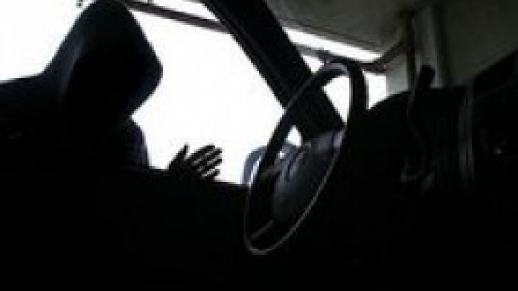 Хванаха крадла, задигнала лаптоп от товарен автомобил във Варна