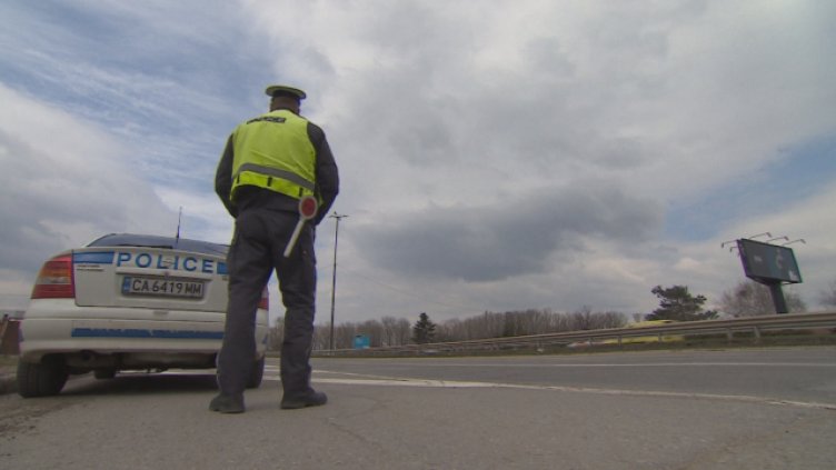 17-годишен мотоциклетист без книжка загина на пътя Велико Търново-София