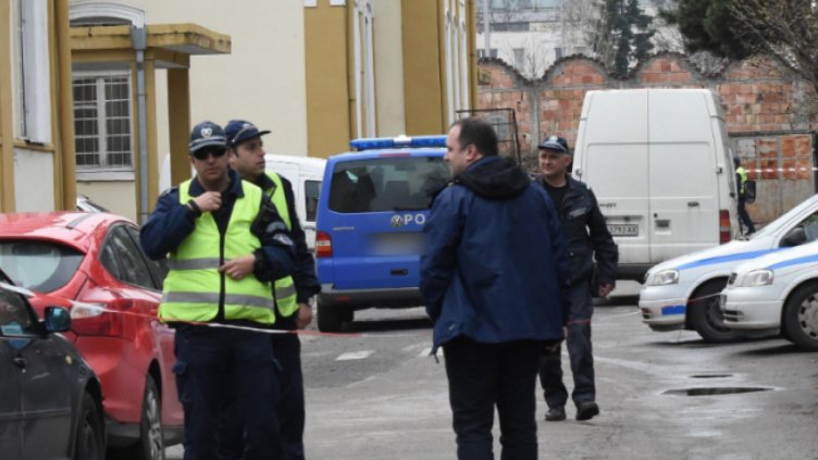 Опитаха се да взривят два автомобила във Варна с бойни гранати