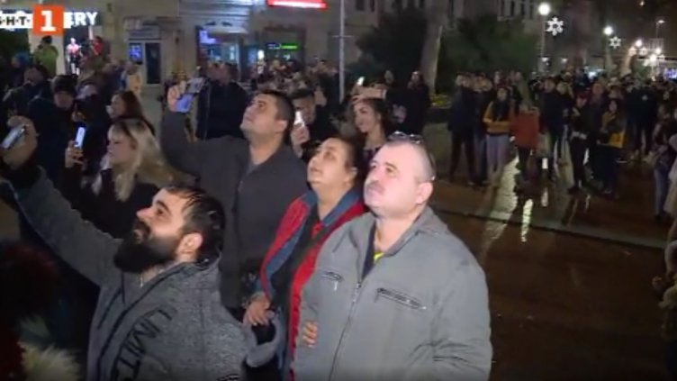 Как Варна посрещна 2021 (ВИДЕО)