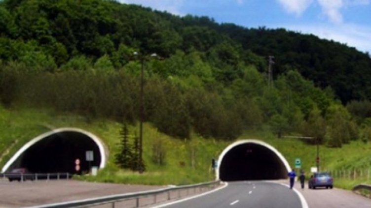 Без автомобили над 10 тона в тунел „Витиня“ 