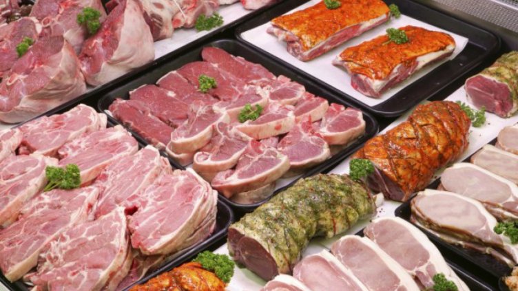 Спрени са 13 т. месни продукти с изтекъл срок на годност