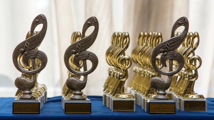 Ученици от Варна с две награди в национално състезание за таланти