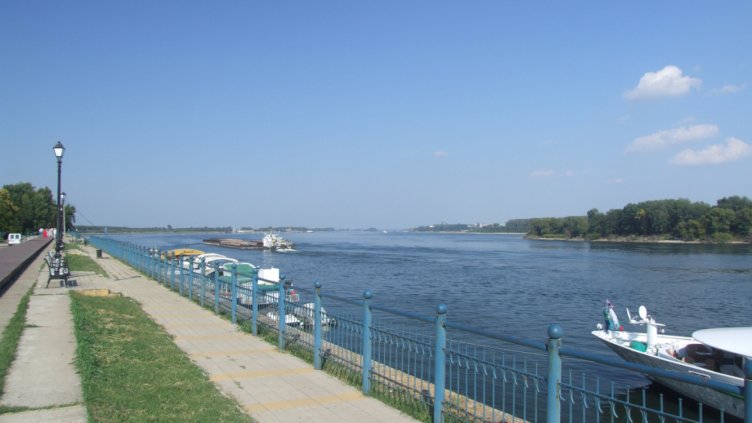 Дунав стигна критично ниво