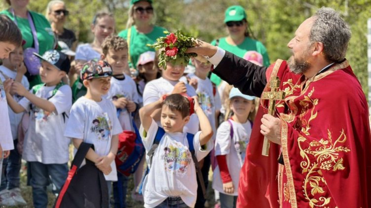 "Владиславово" празнува! (СНИМКИ)