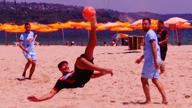 МФК Спартак и турският шампион с по още една победа на плажа във Варна