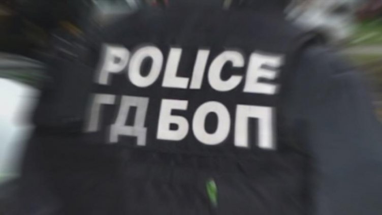 Задържаха у нас трима участници в международна мрежа за трафик на наркотици
