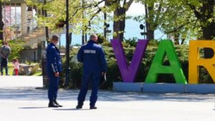 Простреляха мъж в Морската градина на Варна