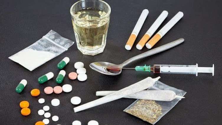 Българчетата са много любопитни, искат да са модерни и… посягат към дрогата