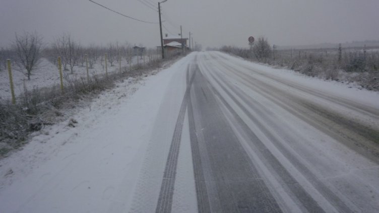 КАТ и АПИ проверяват фирми за зимно поддържане