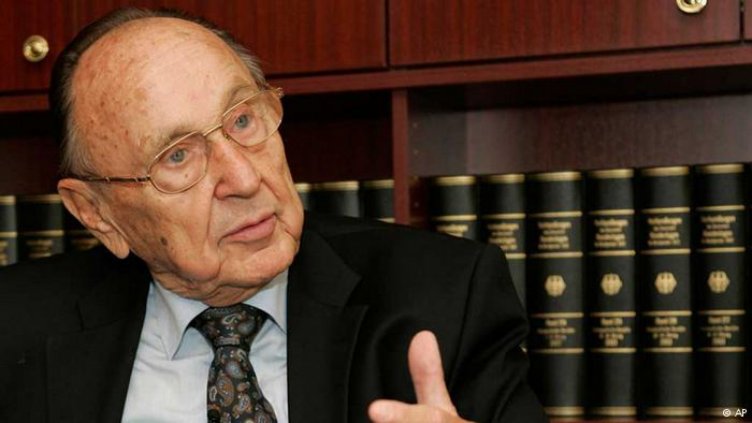 Почина Ханс-Дитрих Геншер, бивш германски външен министър