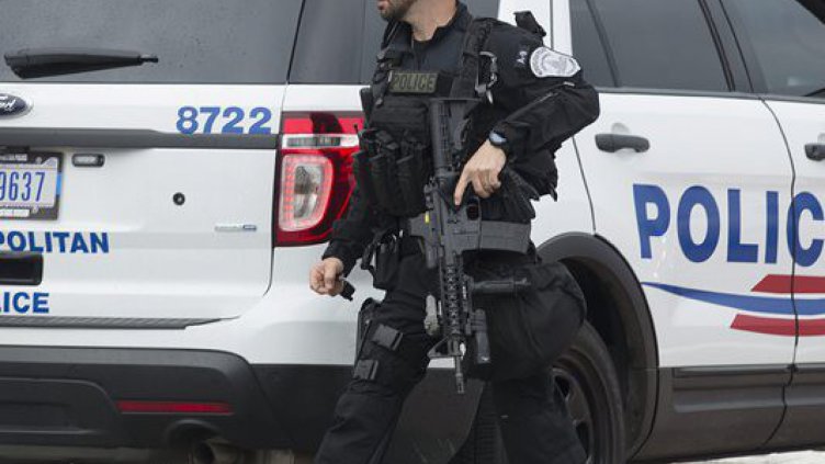 Фалшива тревога за стрелба в база на ВМС на САЩ