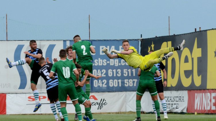 Дузпи пречупиха „Черно море“ на финала за Купата