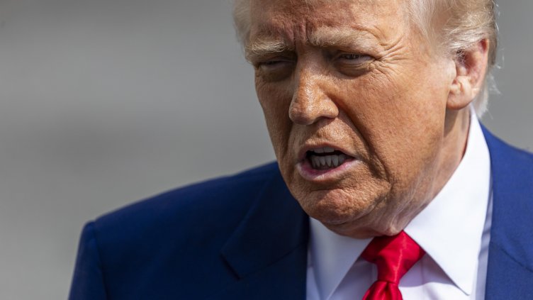 Тръмп с нова забрана: Граждани на 12 държави нямат право да влизат в САЩ