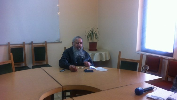  Васил Данев -лидер на Федерацията на обединените ромски общности