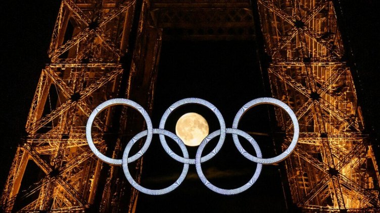 Пламена Миткова отпадна в Париж