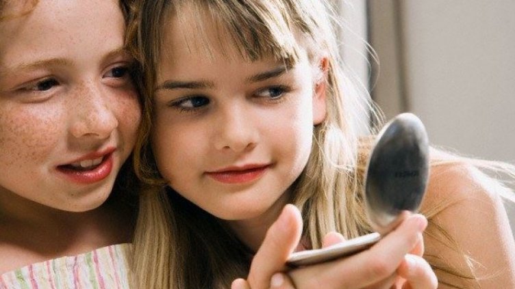 Ковид кошмар: Момиченца – в ранен пубертет, между 5 и 8 годинки