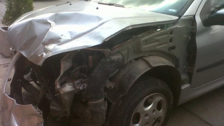 65-годишна шофьорка блъсна 75-годишна пешеходка