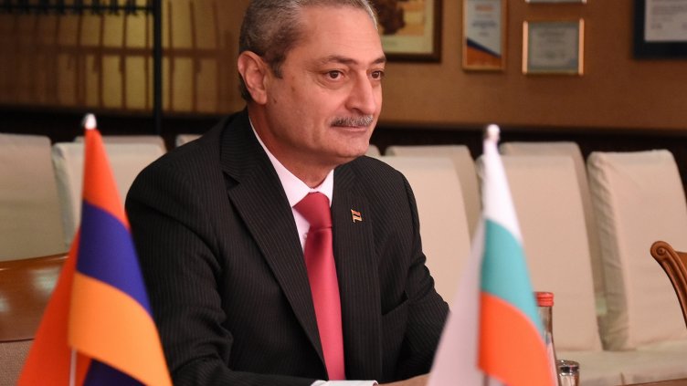 Посланикът на Армения посети Варна